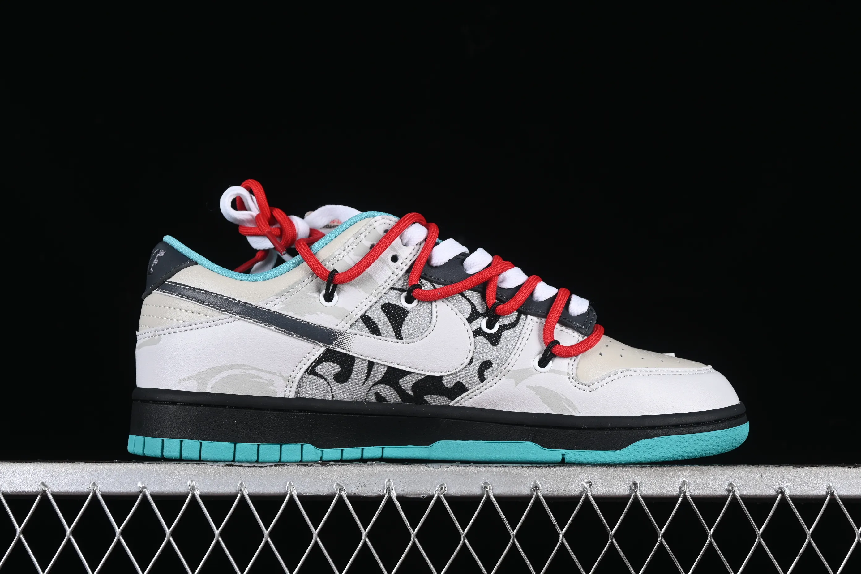 All categories Nk SB Dunk series Nk SB Dunk Low low-top sneakers Nk Dunk Low Panda Prank CNY Year of the Dragon Limited Edition Youlong Zeling Moyu Hongyun SB low-top casual sneakers DV0831-101